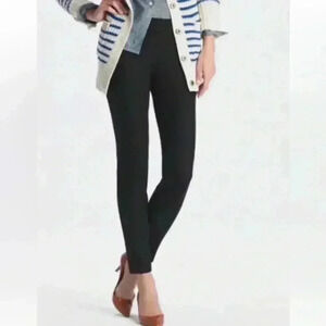 J Crew size 2 black wool Minnie trouser/ pant . Side zip, flat front, hi waist.